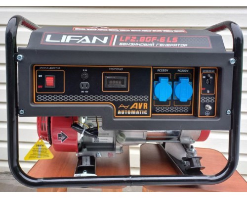LIFAN LF2.8GF-6 генератор бензиновый (3,0 кВт, ручной стартер, 1 фаза)